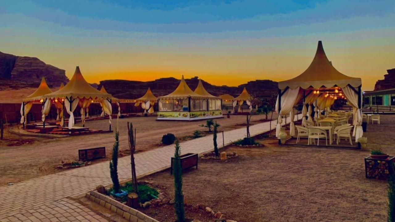 Al Sultana Luxury Camp Βίλα Ουάντι Ραμ Εξωτερικό φωτογραφία